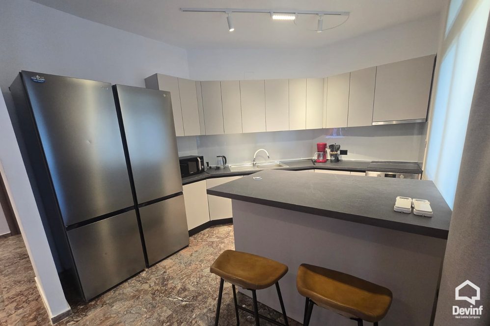 Tirane Shitje Vile Me shume se 4 dhoma Rruga e Elbasanit vile Zyre ndertese multifunksionale spital hotel