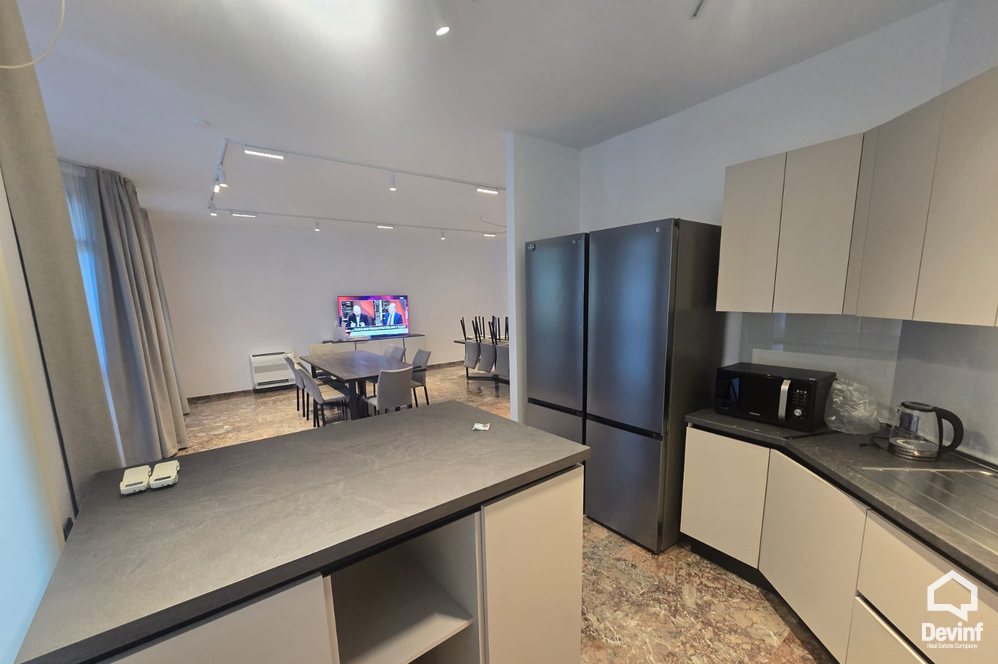 Tirane Shitje Vile Me shume se 4 dhoma Rruga e Elbasanit vile Zyre ndertese multifunksionale spital hotel