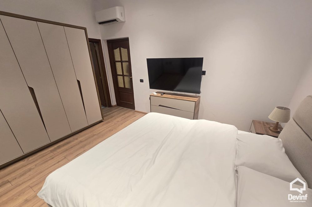 Tirane Shitje Vile Me shume se 4 dhoma Rruga e Elbasanit vile Zyre ndertese multifunksionale spital hotel