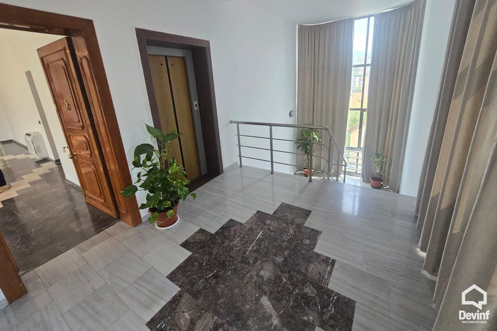 Tirane Shitje Vile Me shume se 4 dhoma Rruga e Elbasanit vile Zyre ndertese multifunksionale spital hotel