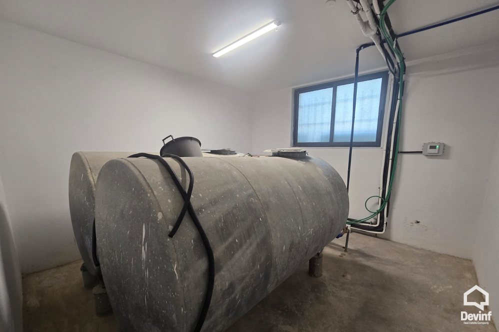 Tirane Shitje Vile Me shume se 4 dhoma Rruga e Elbasanit vile Zyre ndertese multifunksionale spital hotel