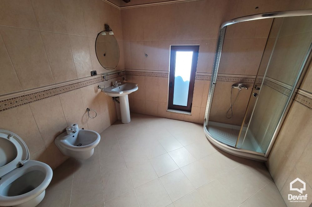 Tirane Qera Zyre Ndertese 2 kateshe per zyra ne zonen e Stadiumit Selman Stermasi zyre vile klinke