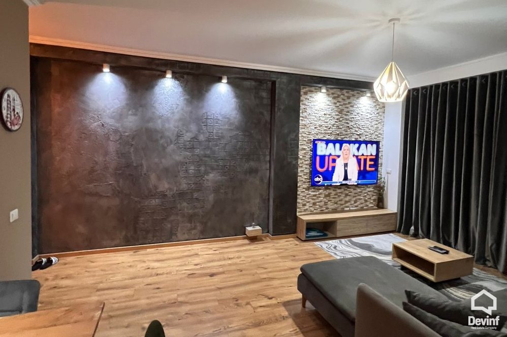 Tirane Qera Apartament 2+1 Apartament ne zonen e Kopeshtit Botanik apartament