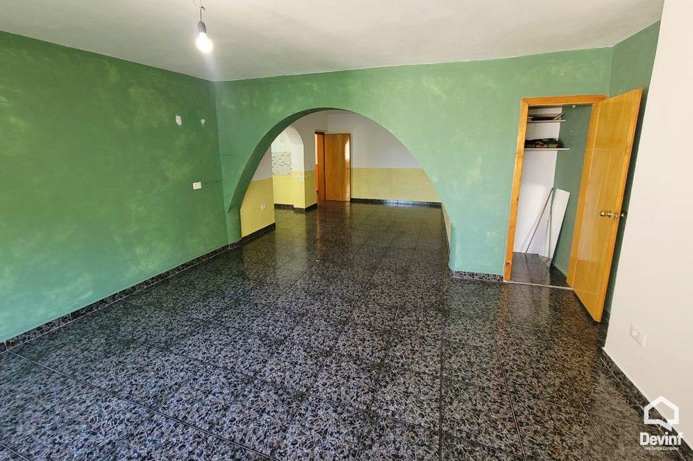 Tirane Qera Apartament 2+1 Apartament/zyre me qira ne Rrugen Myslym Shyri apartament zyre