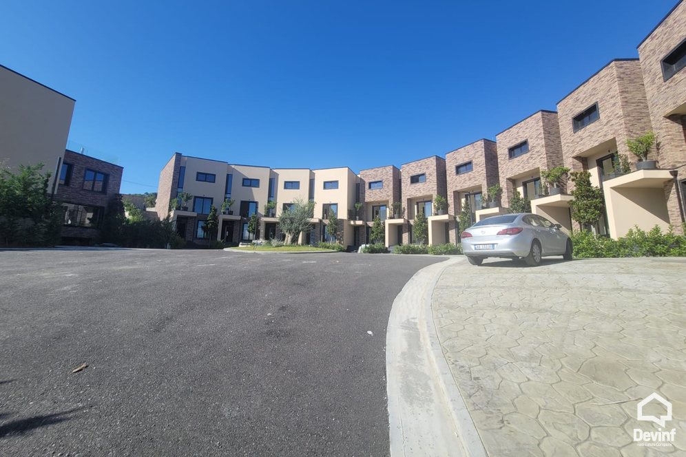 Tirane For Sale Villa 3+1 Villa for rent in the area of Mjull-Bathore, Farke Villa Residential Complex