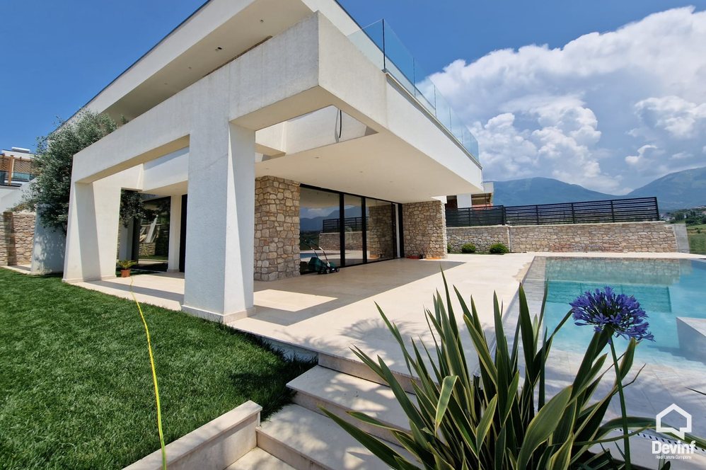 Tirane For Rent Villa  Residential Complex in Farka Lake Villa Residential Complex