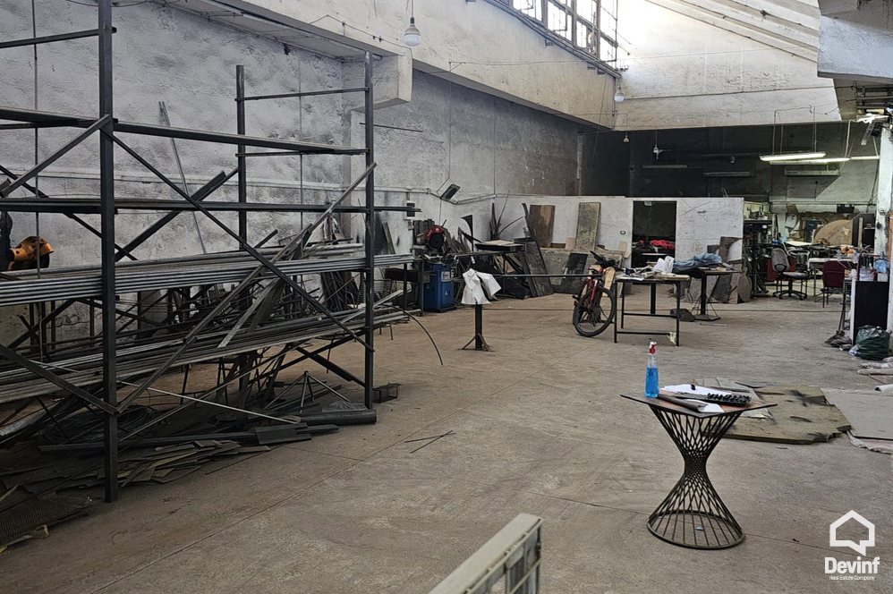 Tirane Qera Magazine  Magazine ne zonen e Kombinatit Tekstil magazine prodhim