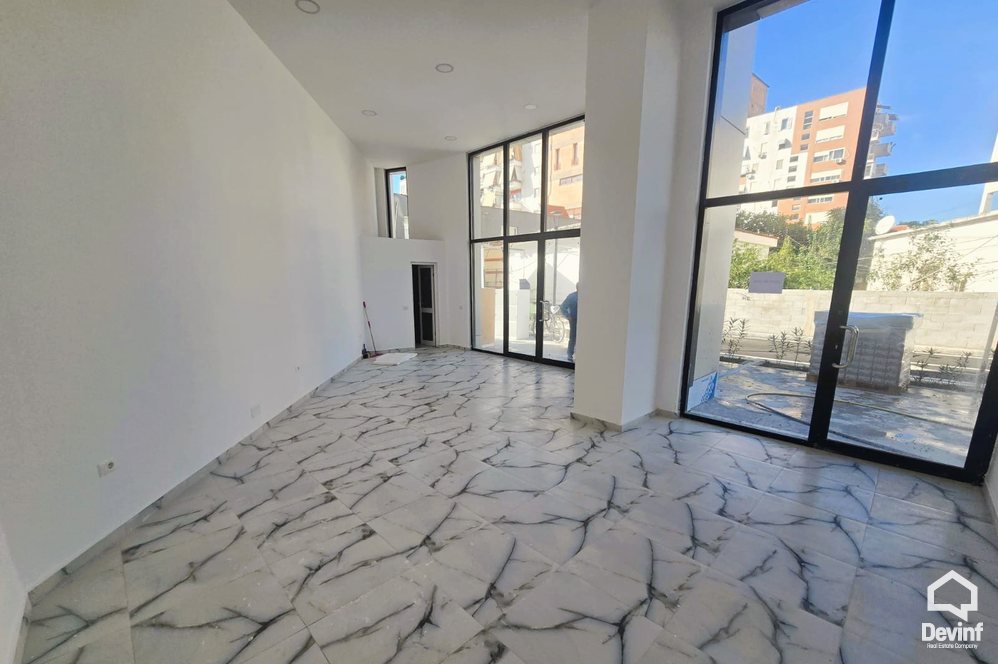 Tirane Qera Dyqan  Dyqan/zyre prane Bulevardit Gjergj Fishta zyre qender masazhi dyqan klinike dentare spa klinke