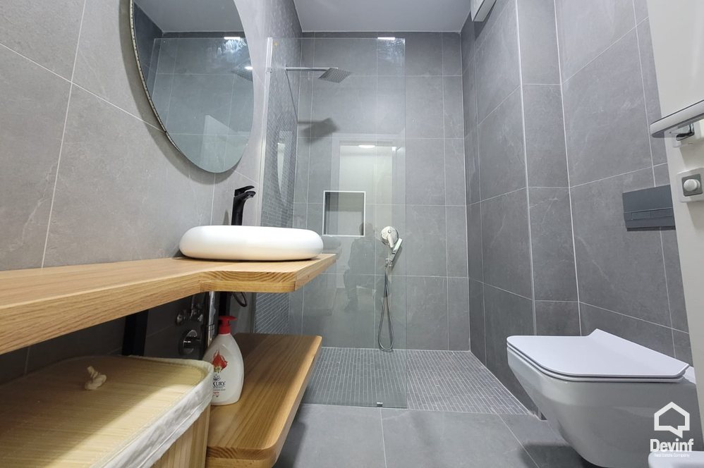 Tirane Qera Apartament 2+1 Apartament ne zonen e Liqenit te Tiranes apartament kompleks rezidencial