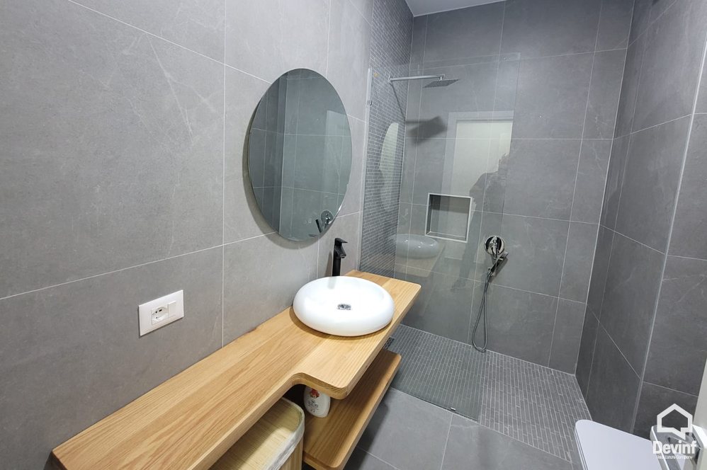 Tirane Qera Apartament 2+1 Apartament ne zonen e Liqenit te Tiranes apartament kompleks rezidencial