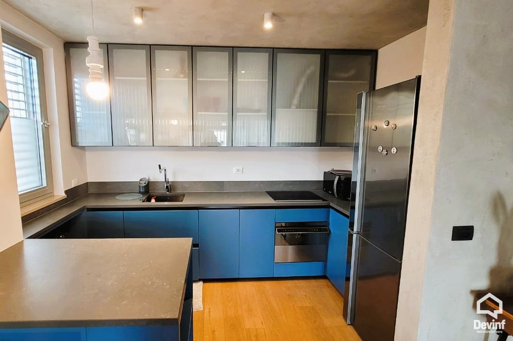 Tirane Qera Apartament 3+1 Me qira apartament 3+1 tek Stadiumi “Selman Stermasi”, Tirane apartament