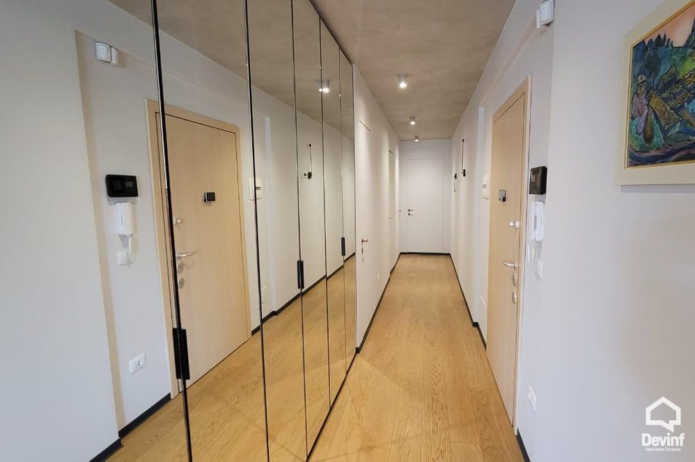 Tirane Qera Apartament 3+1 Me qira apartament 3+1 tek Stadiumi “Selman Stermasi”, Tirane apartament