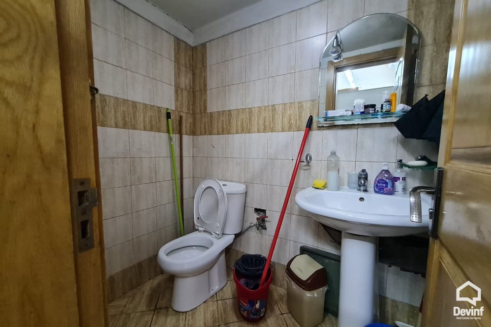 Tirane Qera Dyqan  Prane ish Ekspozita Shqiperia Sot zyre dyqan klinike zyre avokati studio ligjore