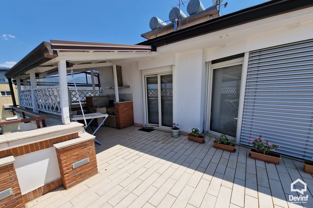 Tirane Shitje Apartament 3+1 Rruga e Elbasanit apartament penthouse