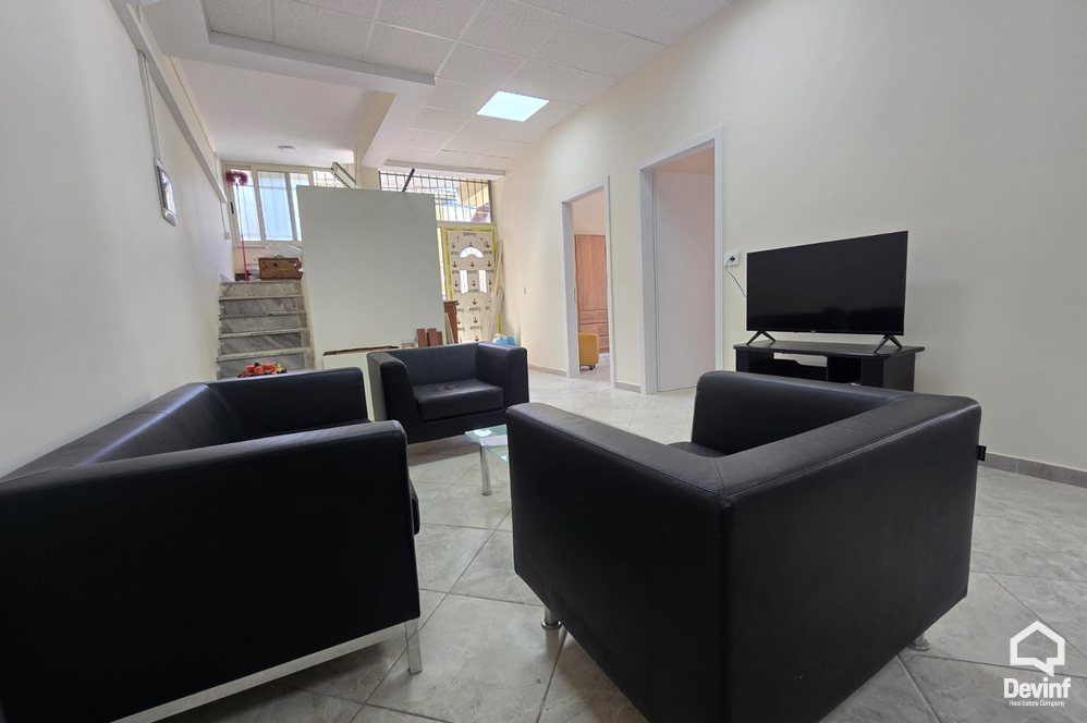 Tirane Qera Apartament 2+1 Me qira apartament ne qender te Tiranes, Rruga Kavajes apartament