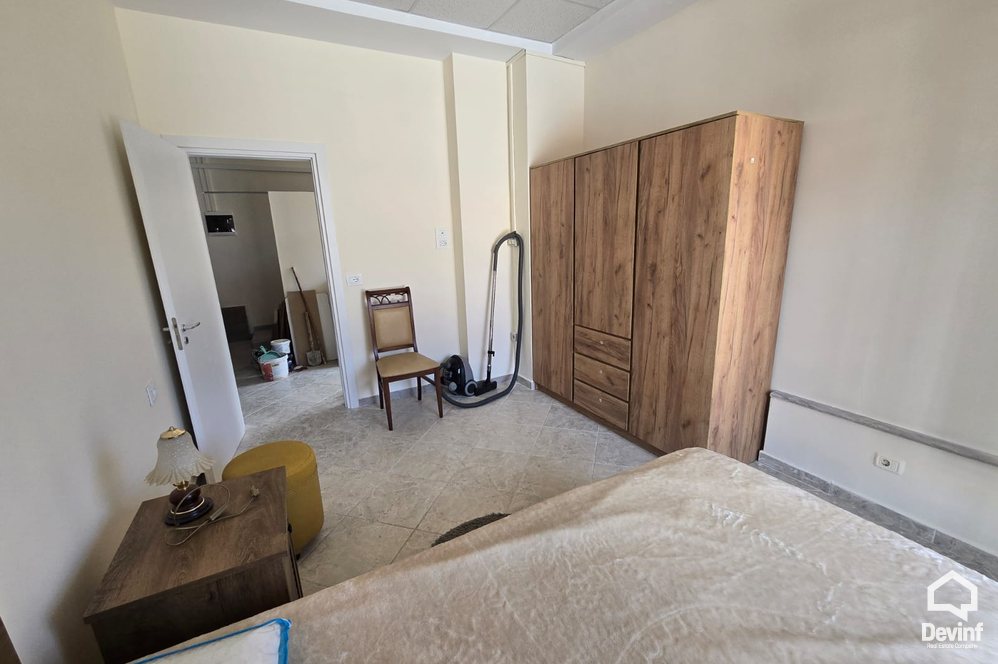 Tirane Qera Apartament 2+1 Me qira apartament ne qender te Tiranes, Rruga Kavajes apartament