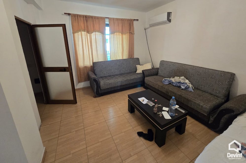 Tirane Qera Apartament Me shume se 4 dhoma Zyre/apartament tek Qyteti Studenti apartament zyre shkolle kursesh