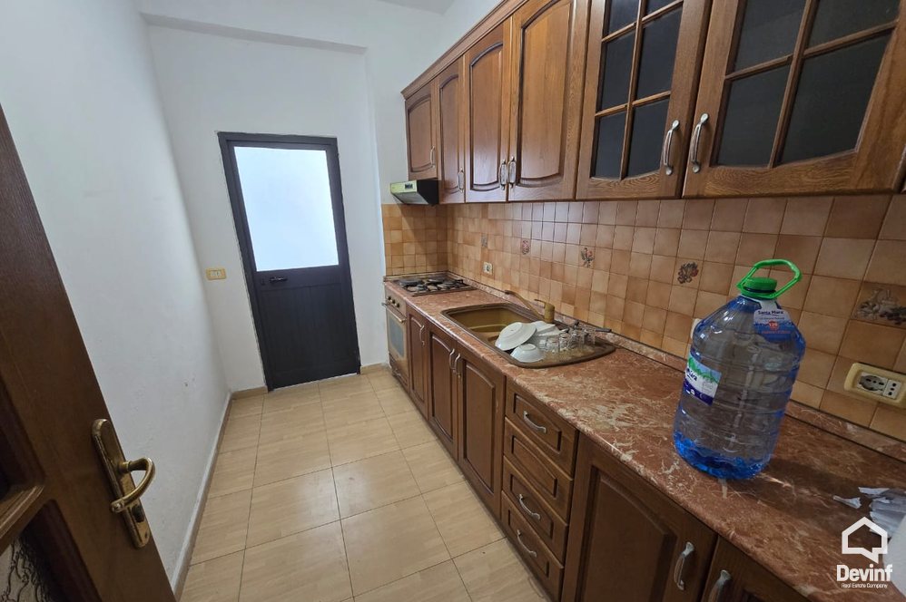 Tirane Qera Apartament Me shume se 4 dhoma Zyre/apartament tek Qyteti Studenti apartament zyre shkolle kursesh