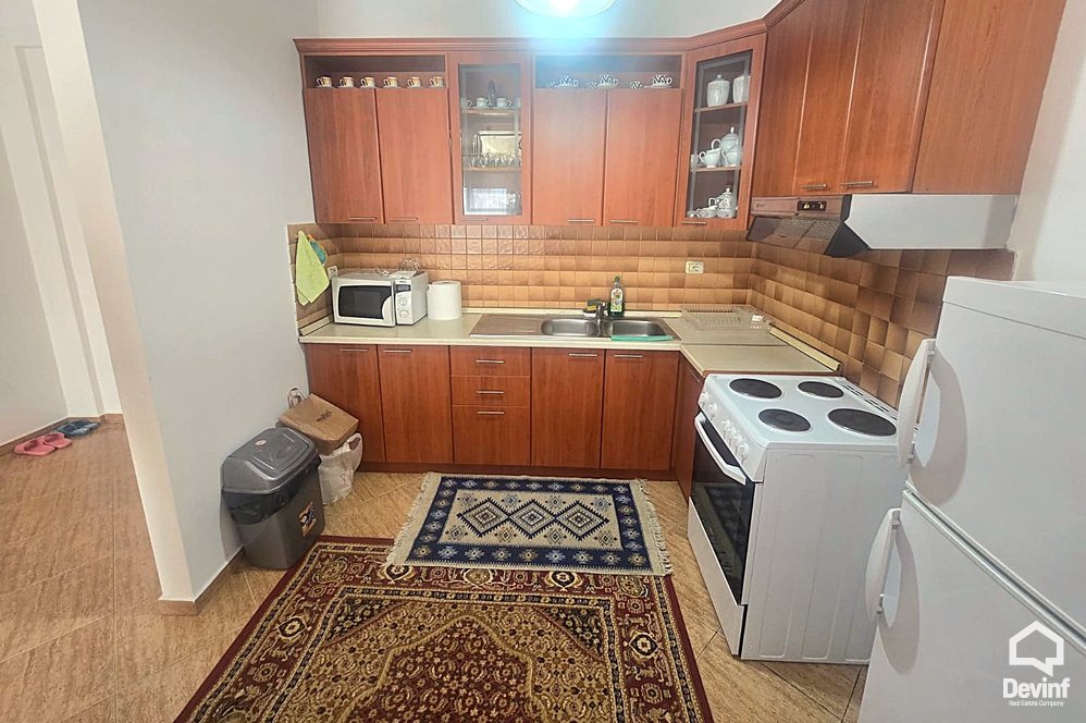 Tirane Qera Apartament 2+1 Apartament tek Pazari i Ri apartament