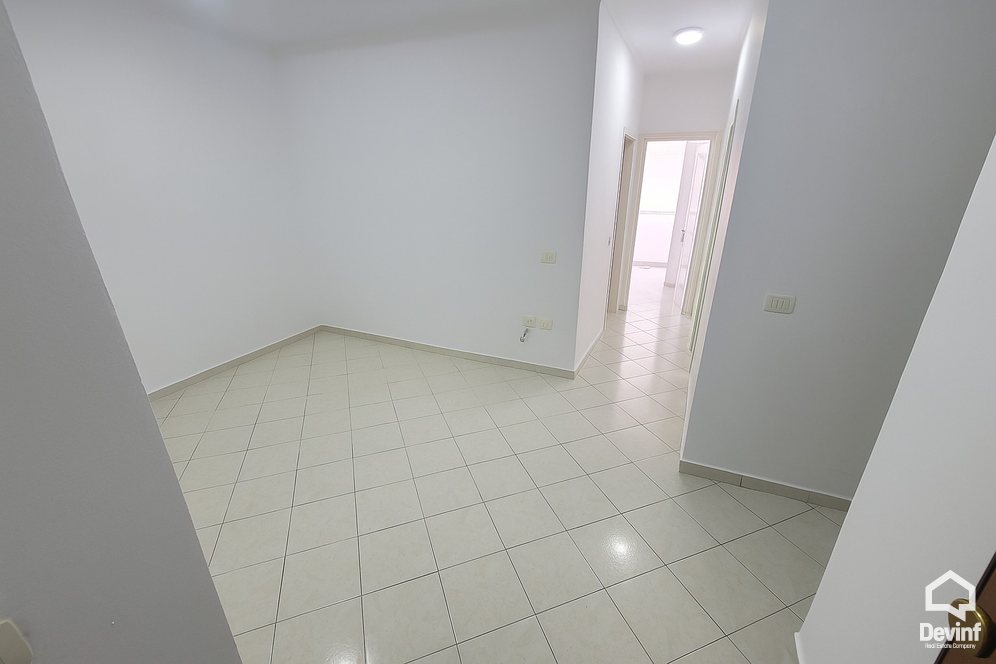 Tirane Qera Zyre Zyre ne Rr. Sami Frasheri zyre klinike