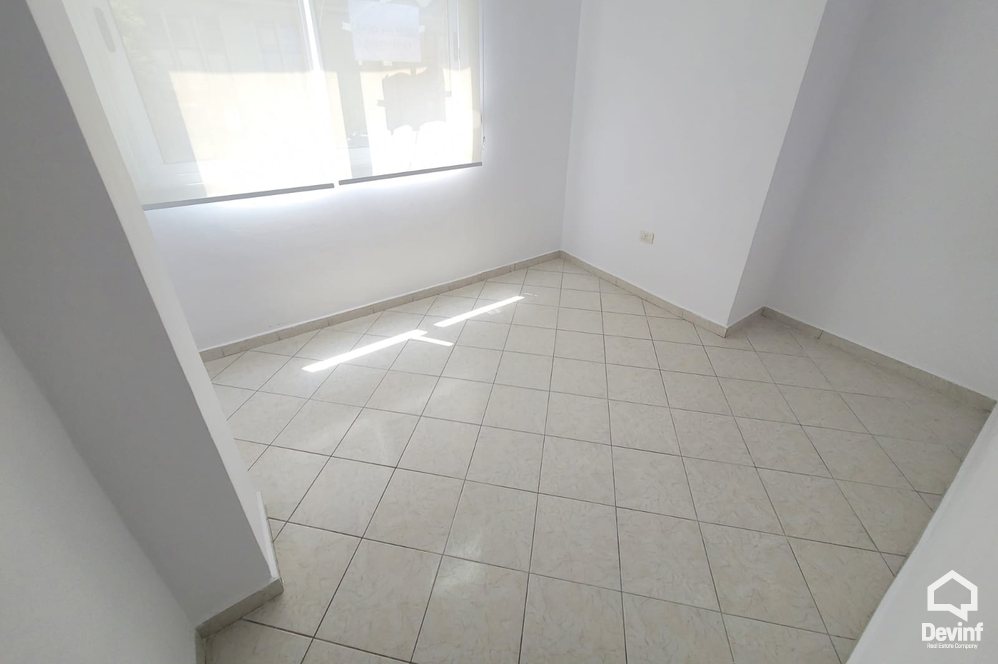 Tirane Qera Zyre Zyre ne Rr. Sami Frasheri zyre klinike