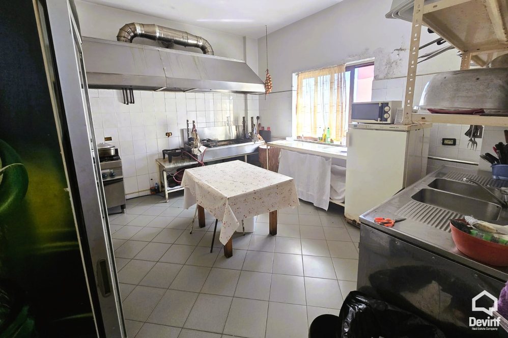 Tirane For Rent Shop Shop for rent at Shefqet Ndroqi Hospital (Senatorium) Office Shop show room klinike shkolle kursesh