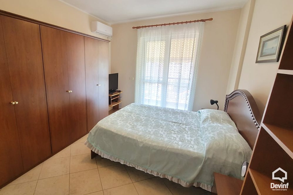 Tirane Qera Apartament 3+1 Apartament ne Rr. Kavajes, prane me qendren e Tiranes apartament