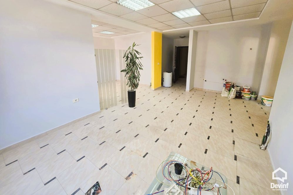 Tirane Qera Zyre 1+1 Zyre/klinke ne Rr. Muhamet Gjollesha zyre zyre avokati klinike dentare klinke