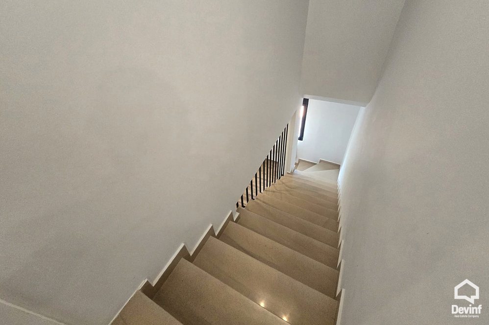 Tirane For Rent Villa 4+1 Vila for rent in the area of Berzhita Municipaly, Tirane Villa Residence