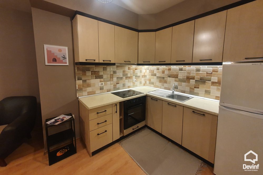 Tirane Qera Apartament 1+1 Apartament tek Kompleksi Magnet apartament