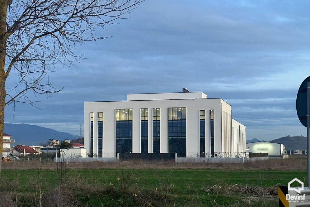 Tirane For Rent Multifunctional Building Premium Industrial Building on the Tirana – Durrës Highway Office Warehouse Fabrication fasoneri show room