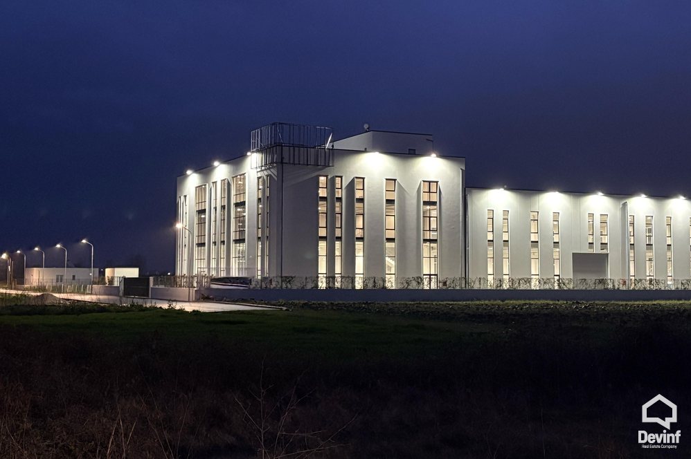 Tirane For Rent Multifunctional Building Premium Industrial Building on the Tirana – Durrës Highway Office Warehouse Fabrication fasoneri show room