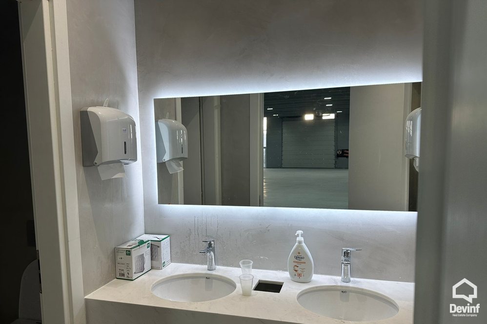 Tirane For Rent Multifunctional Building Premium Industrial Building on the Tirana – Durrës Highway Office Warehouse Fabrication fasoneri show room