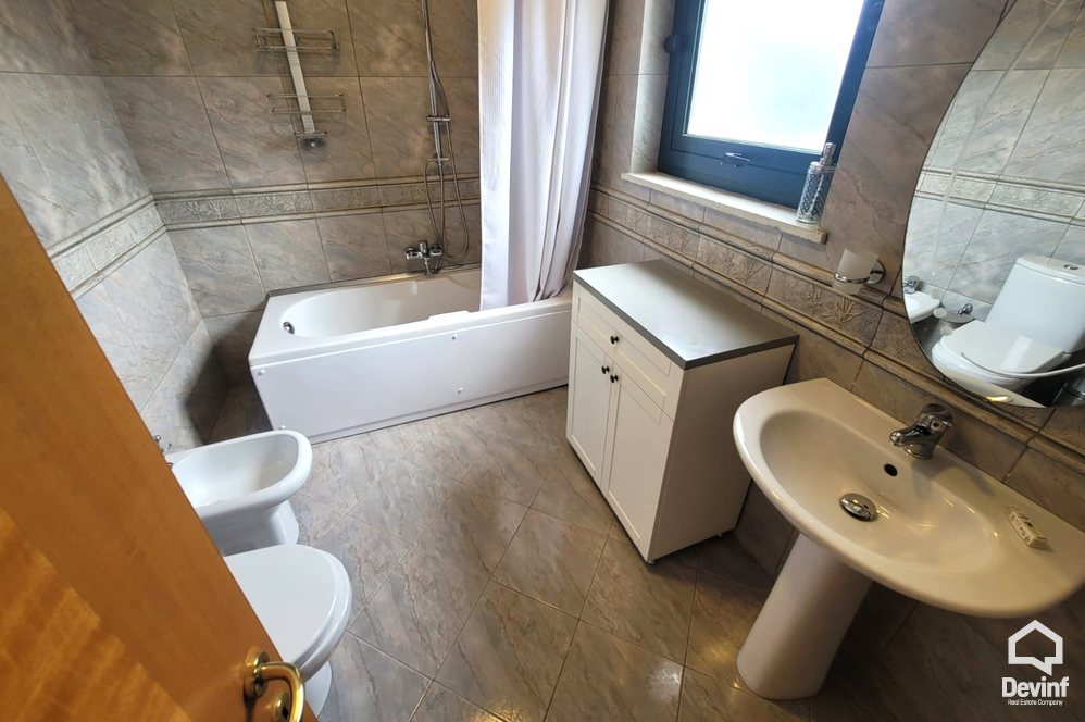 Tirane Qera Apartament 3+1 Apartament ne Rrugen Sami Frasheri apartament