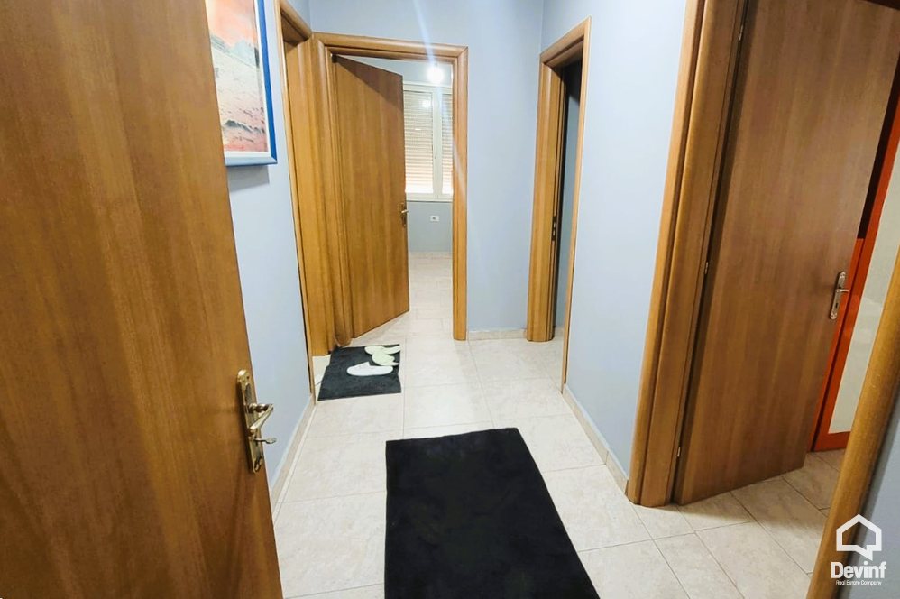 Tirane Qera Apartament 3+1 apartament
