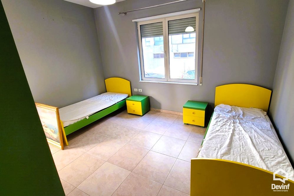 Tirane Qera Apartament 3+1 apartament