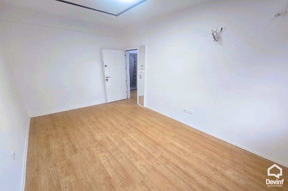 Tirane For Rent Apartment 1+1 Office in the center of Tirana, the beginning of Durres Street Office zyre avokati klinike noter