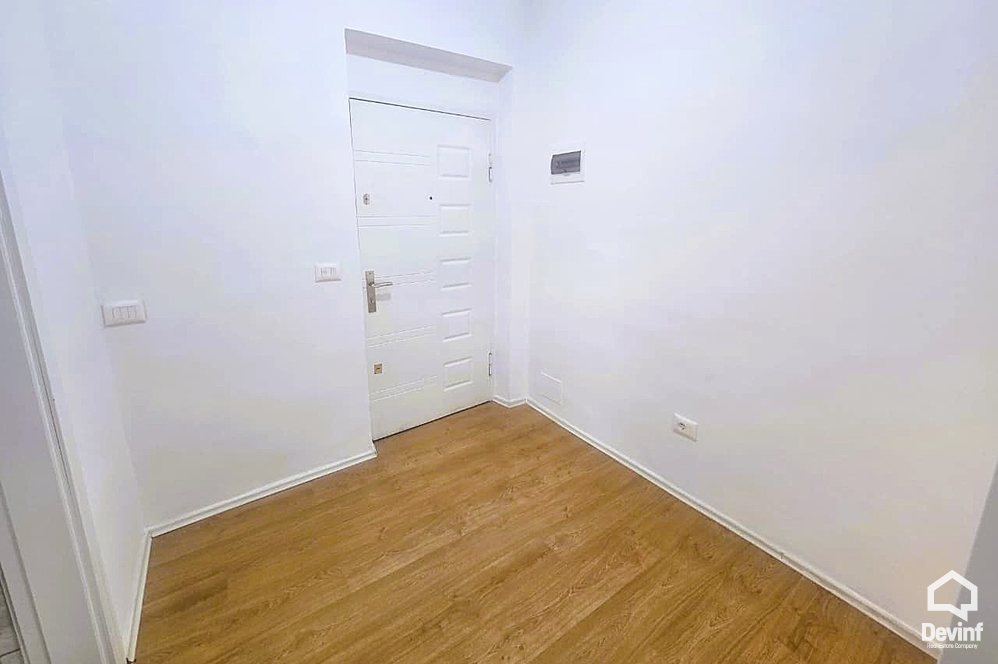 Tirane For Rent Apartment 1+1 Office in the center of Tirana, the beginning of Durres Street Office zyre avokati klinike noter