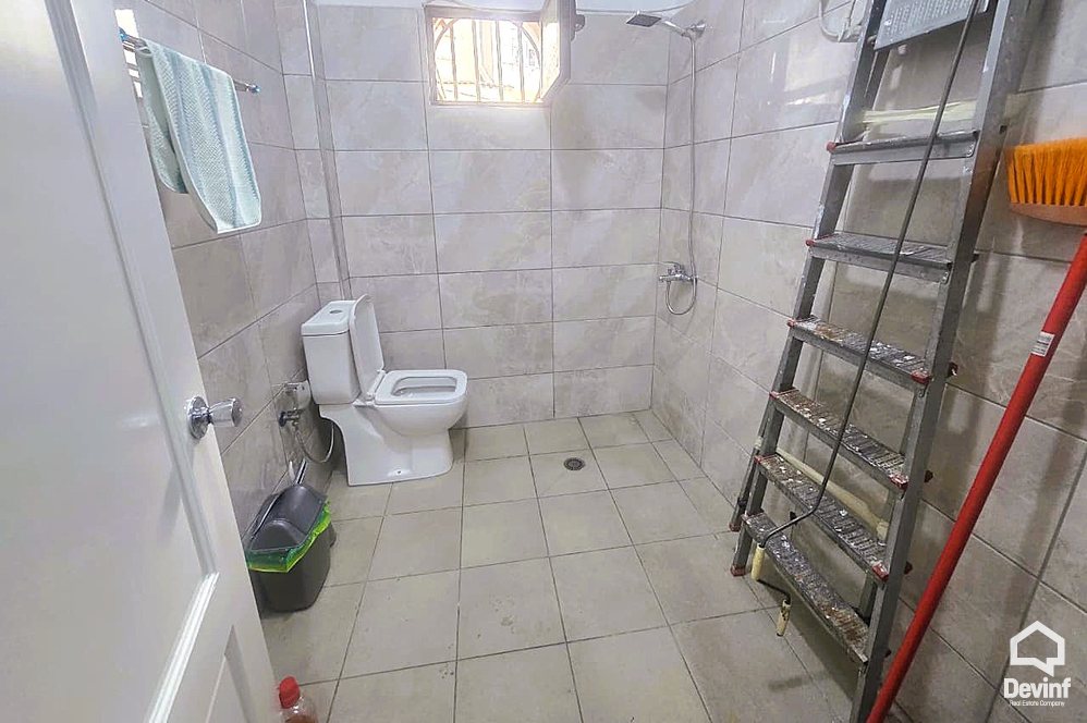 Tirane For Rent Apartment 1+1 Office in the center of Tirana, the beginning of Durres Street Office zyre avokati klinike noter