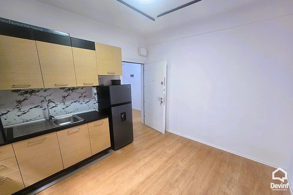 Tirane For Rent Apartment 1+1 Office in the center of Tirana, the beginning of Durres Street Office zyre avokati klinike noter