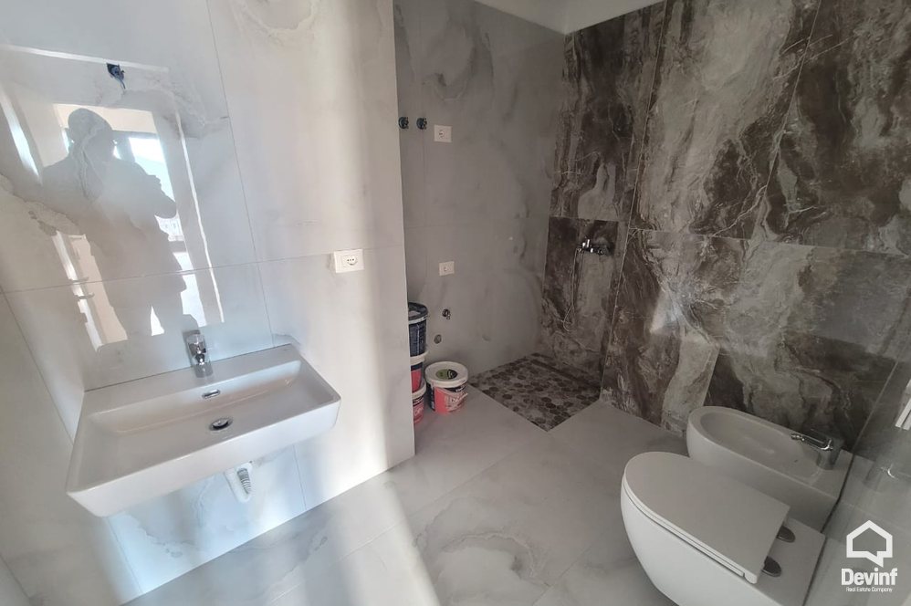 Tirane Qera Apartament 2+1 Zyre me qira ne Rrugen e Kavajes apartament apartament zyre zyre avokati