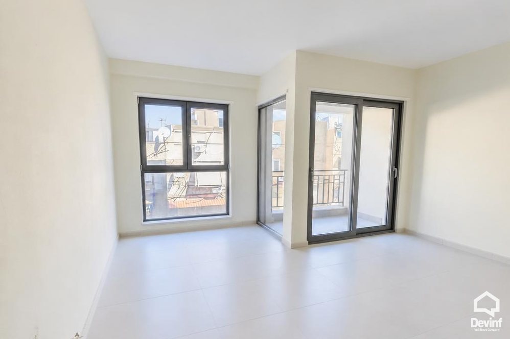 Tirane For Sale Apartment 1+1 Qemal Stafa street Apartment Booking/AirBnB