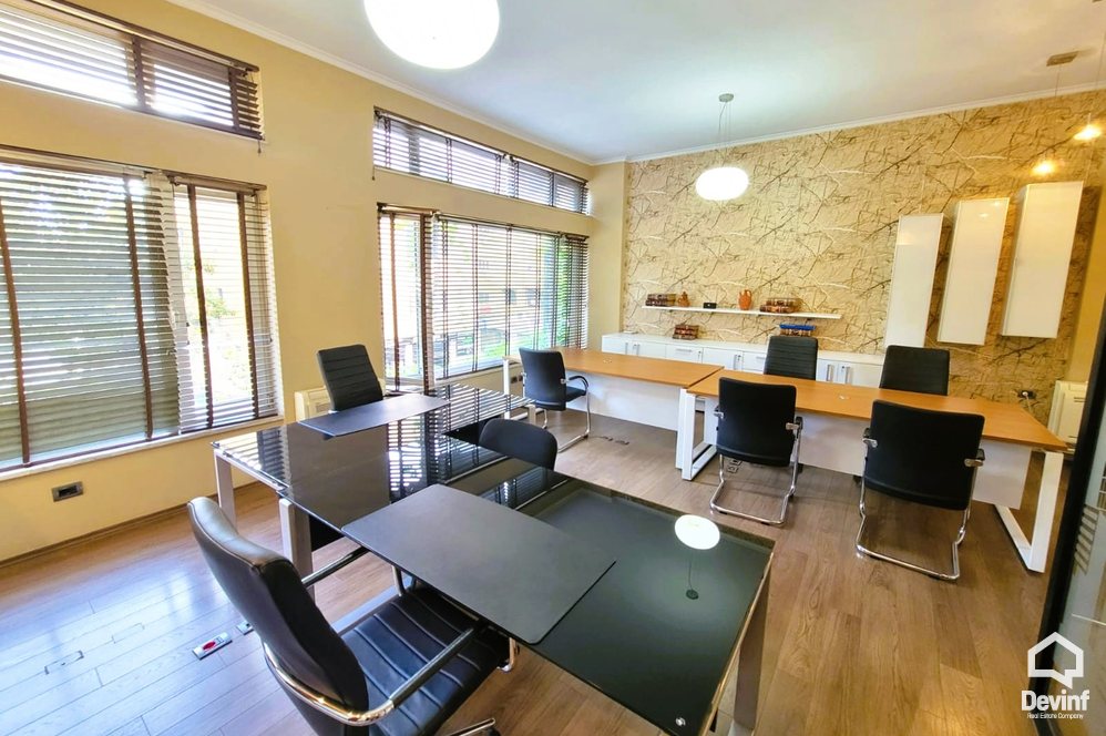 Tirane Qera Zyre Me qera zyre e mobiluar tek Gjykata e Tiranes zyre Noter zyre avokati