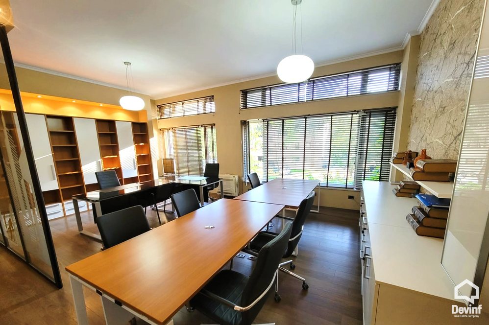 Tirane Qera Zyre Me qera zyre e mobiluar tek Gjykata e Tiranes zyre Noter zyre avokati