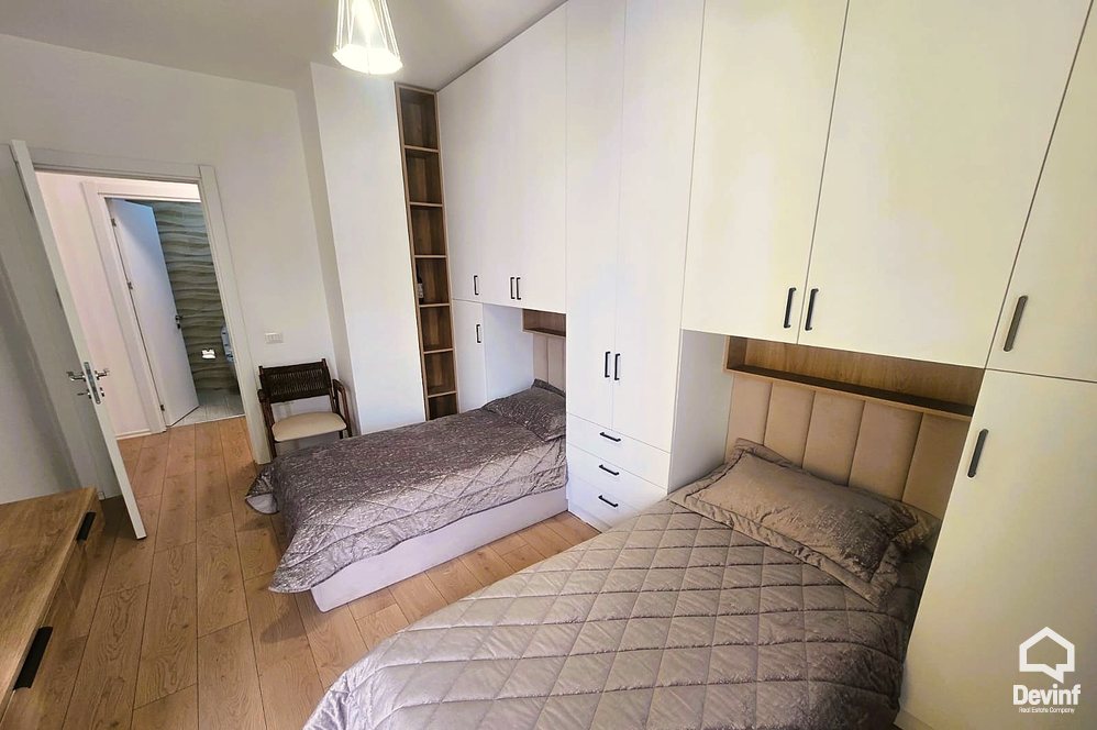 Tirane Qera Apartament 2+1 Apartament tek Kompleksi Grand Gallery, zona e Yzberishtit apartament