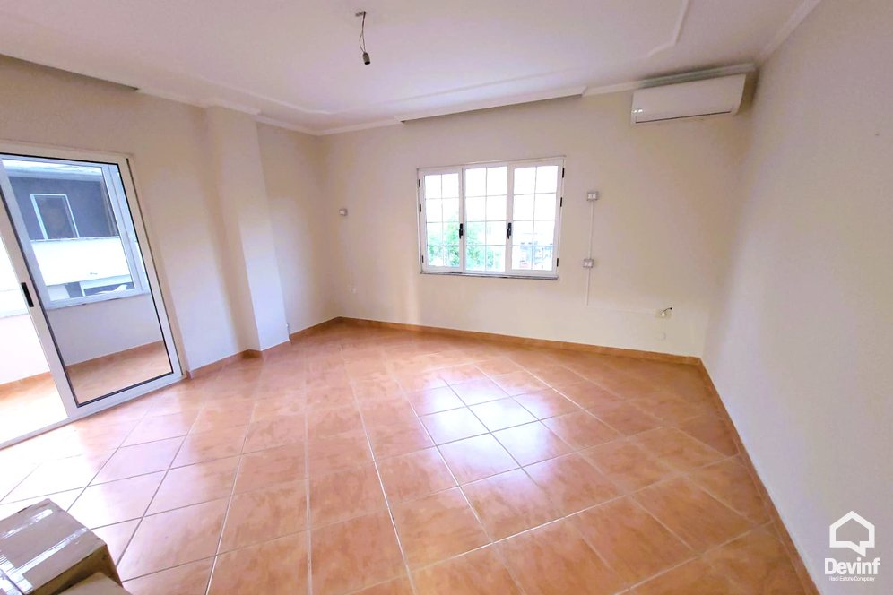 Tirane For Rent Office Me shume se 4 dhoma Office loacated in Blloku area Office klinike dentare show room zyre avokati