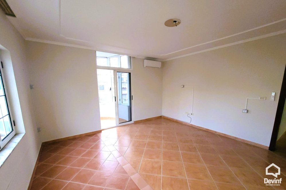 Tirane For Rent Office Me shume se 4 dhoma Office loacated in Blloku area Office klinike dentare show room zyre avokati