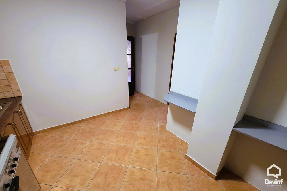 Tirane For Rent Office Me shume se 4 dhoma Office loacated in Blloku area Office klinike dentare show room zyre avokati