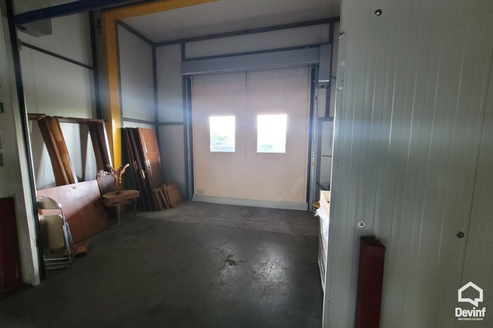 Tirane Qera Magazine  Objekt industrial prodhimi ne Autostraden Tirane-Vore magazine ndertese multifunksionale prodhim
