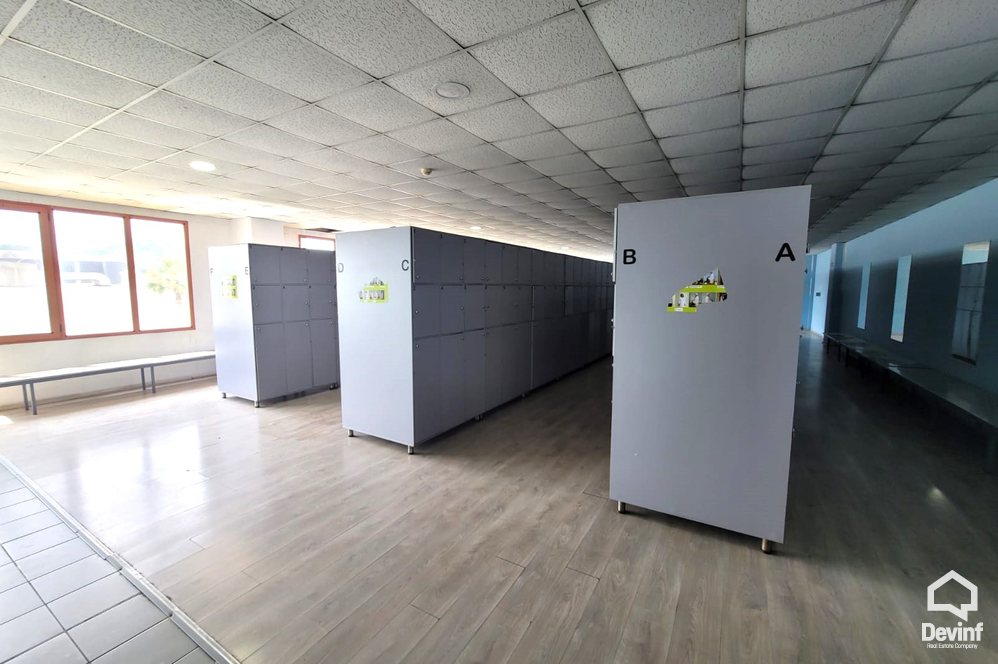 Tirane Qera Magazine  Objekt industrial prodhimi ne Autostraden Tirane-Vore magazine ndertese multifunksionale prodhim